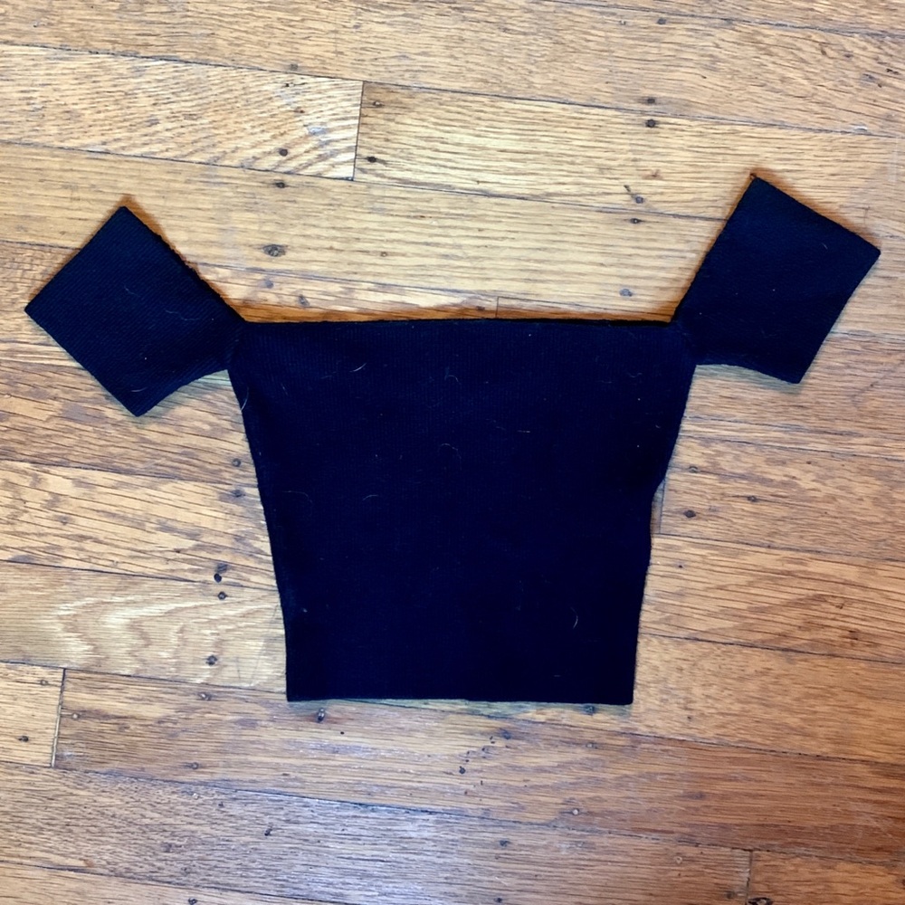 Off shoulder knit crop top UO